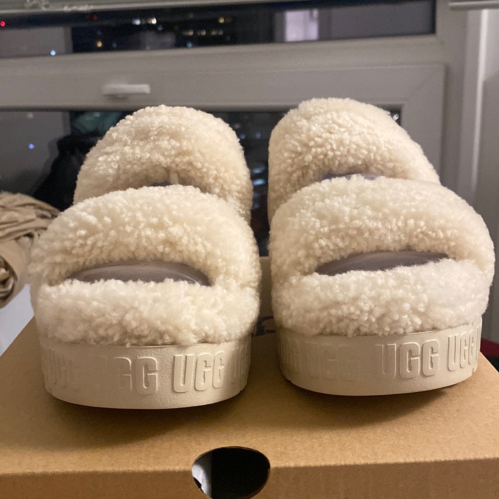 UGG OH FLUFFITA BRAND NEW STILL SOLD IN STORES!